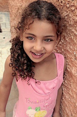 f92cf1c5d3f188cfc3d29b52bf726b62--pretty-kids-beautiful-children.jpg