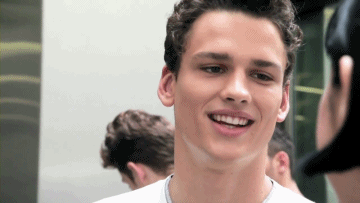 tumblr_m9zg0fSGh41re18z3o1_400.gif