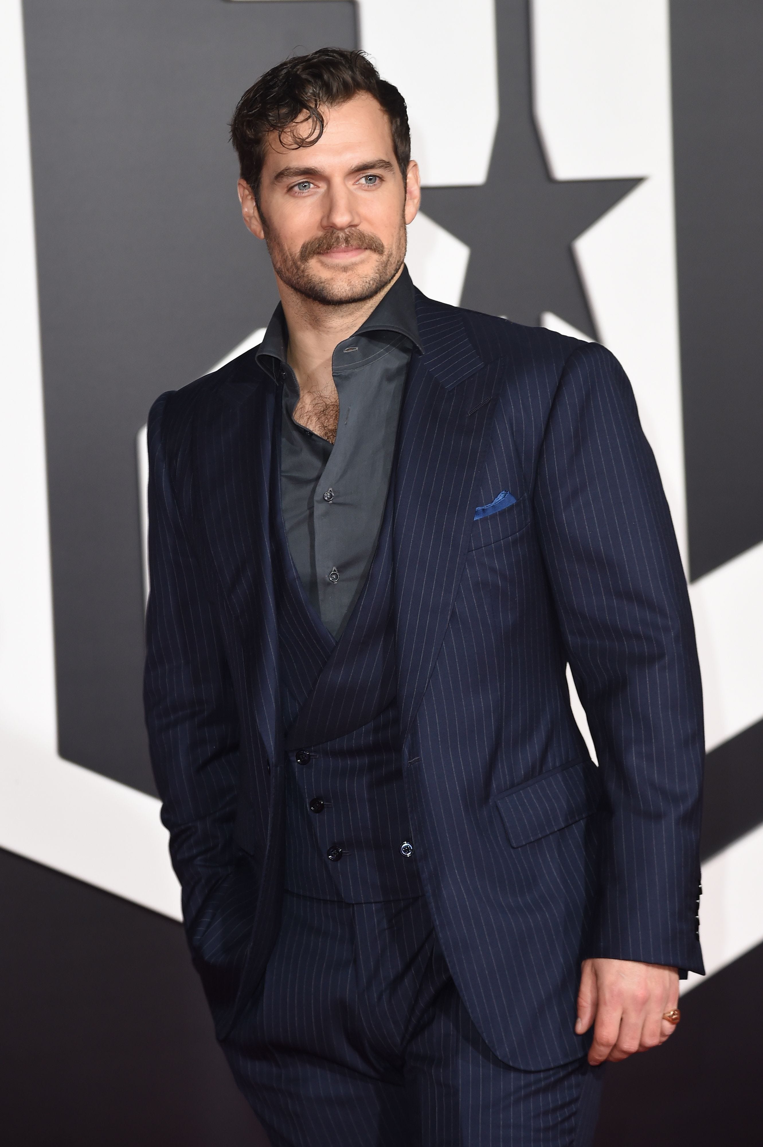 1520261041-henry-cavill.jpg
