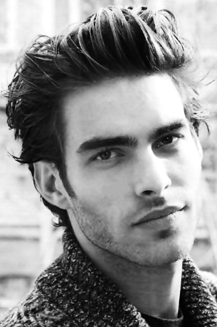 Jon Kortajarena, great style. #menshair #mensfashion | Jon kortajarena,  Most beautiful eyes, Hazel eyes