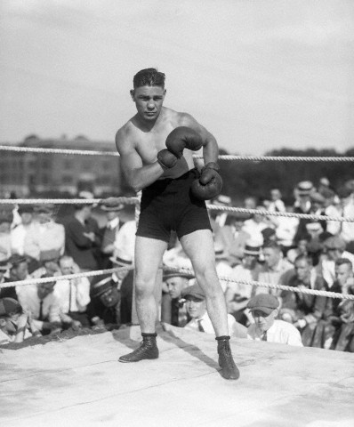 Harry_Greb_posing.jpg