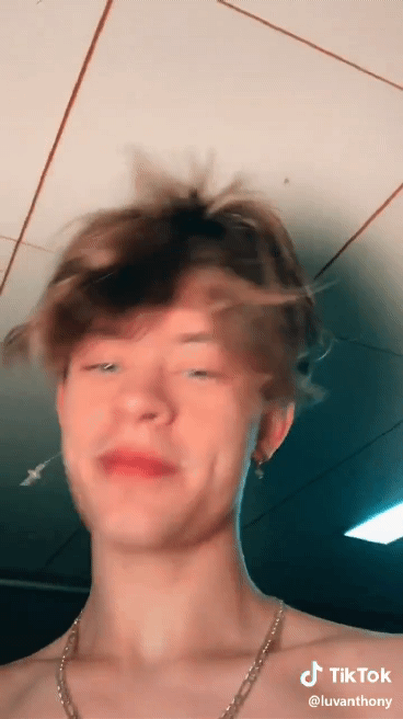 ee08053bf1eef9186a603de8bbc34fb2.gif