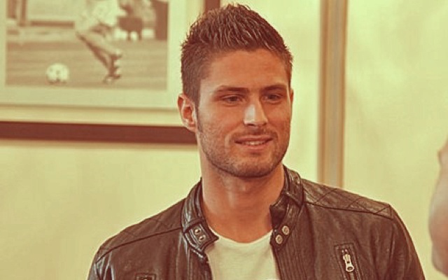 Oliver-Giroud-Handsome1.png