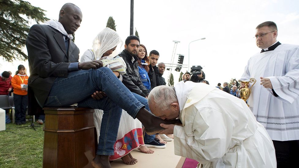 What it means to kiss a stranger's feet - BBC Culture