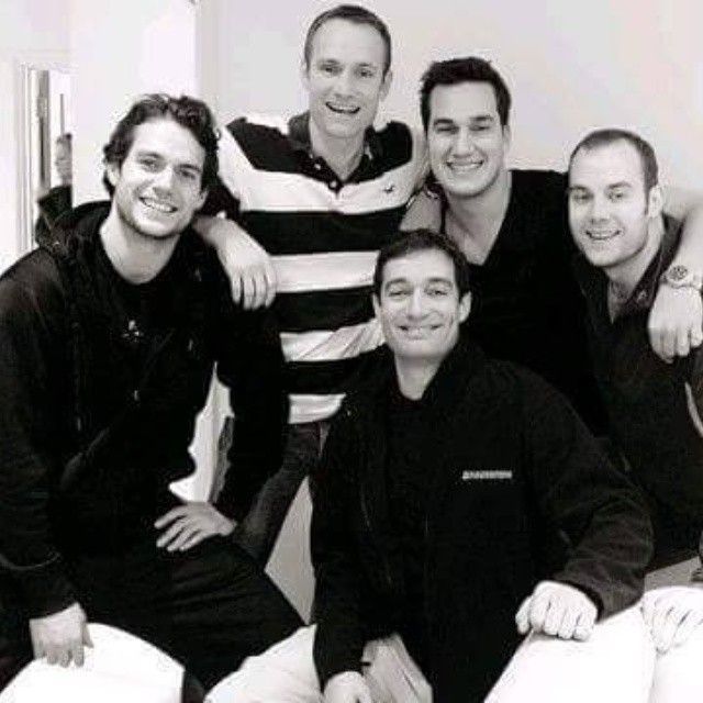 Afbeeldingsresultaat voor henry cavill family | Henry cavill, Henry cavill  brothers, Henry superman