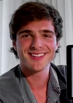 Jacob_Elordi%2C_2020_%28cropped%29.jpg