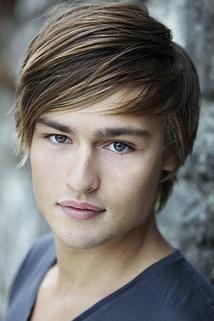 douglas-booth.jpg