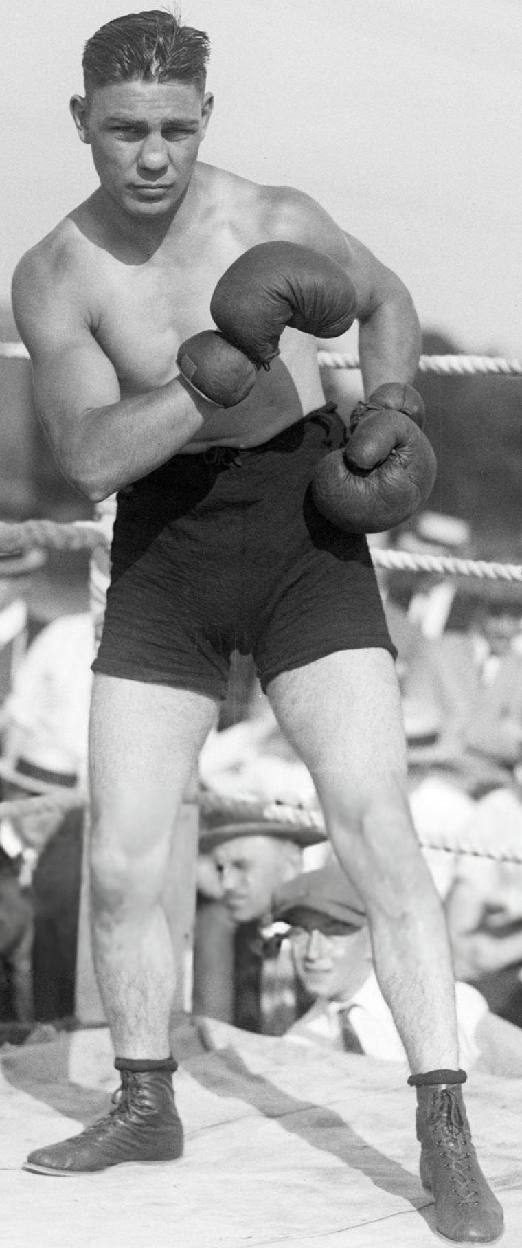 Harry_Greb_posing.jpg