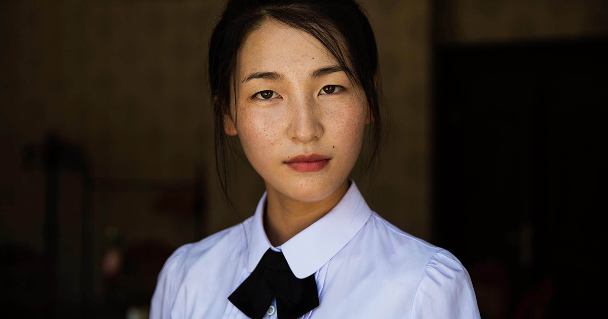 woman-portrait-photography-noroc-michaela-north-korea-fb.jpg