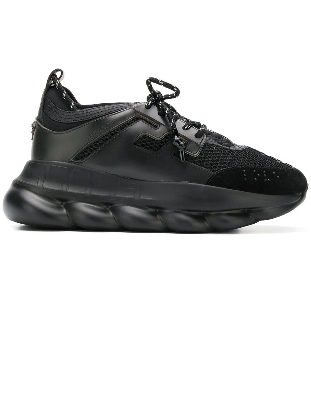 www.farfetch.com