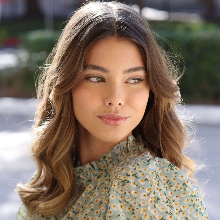 740full-laneya-grace.jpg