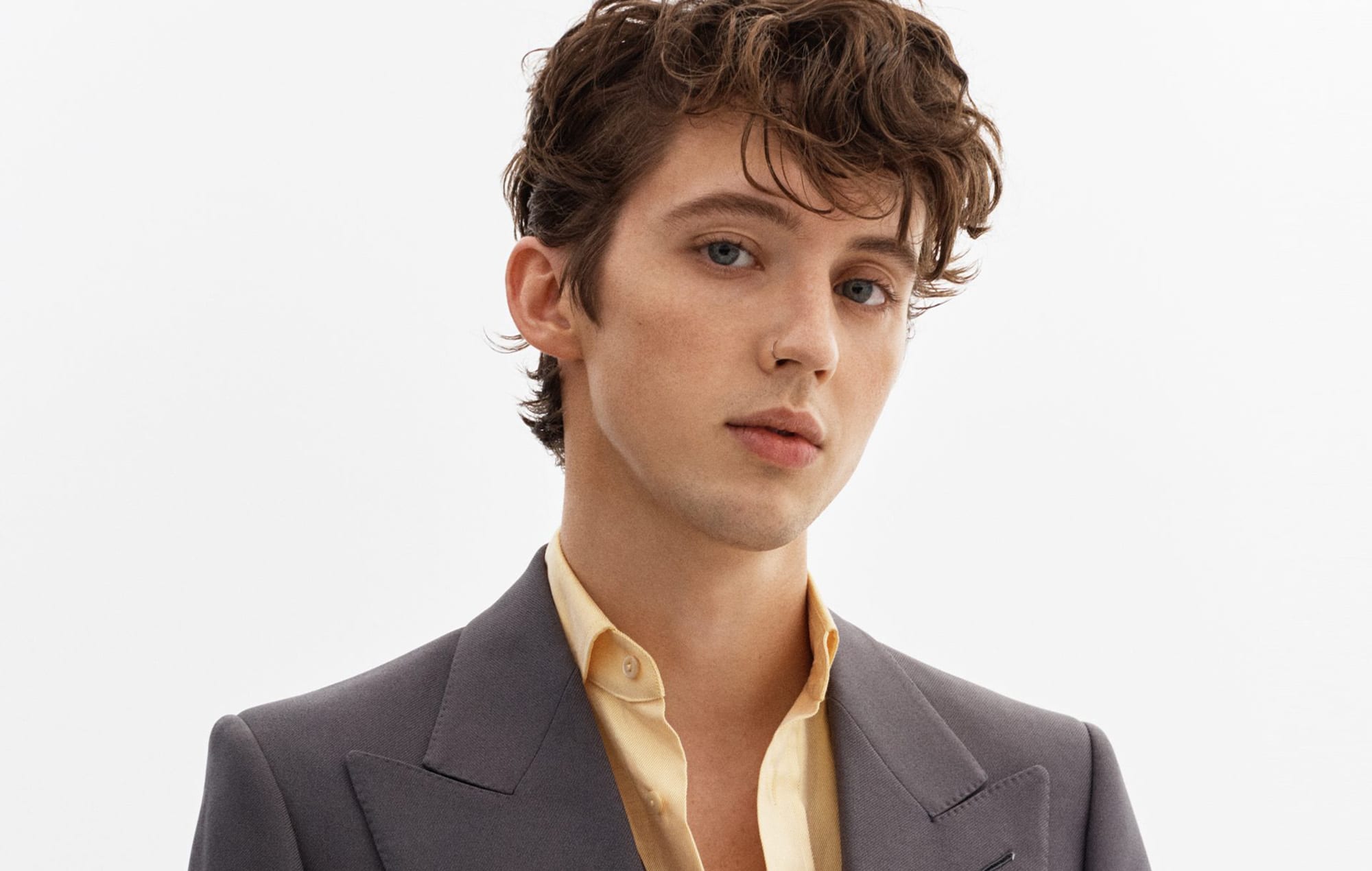 Troye-Sivan-2020-credit-Tim-Ashton@2000x1270.jpg