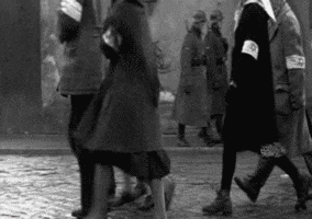 steven spielberg jewish GIF by Maudit