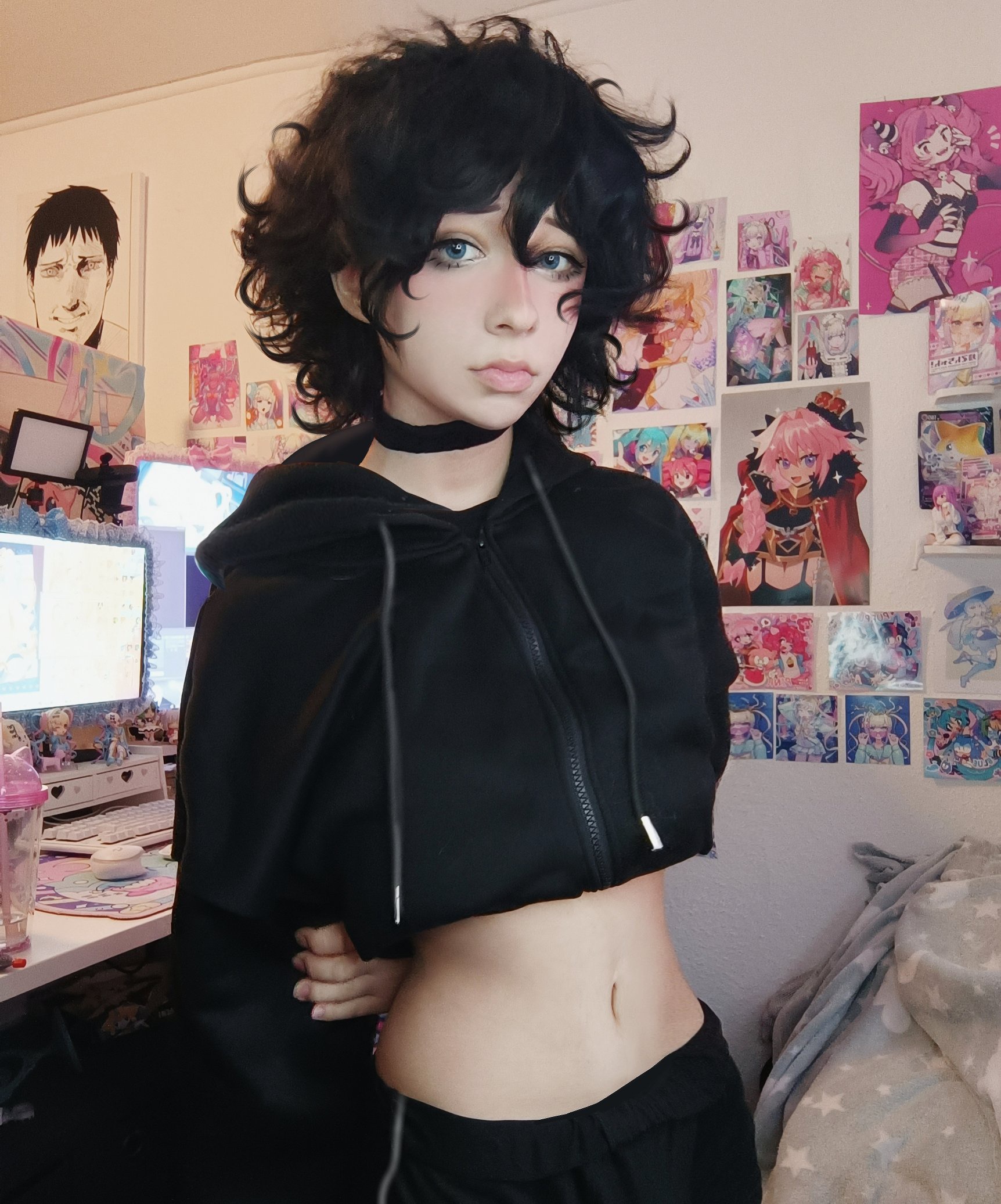 Model-https-www-instagram-com-milkyray-hesitant-post-this-one-based-on-called-Roommate-H-game-that-uses-People-looked-like-ch