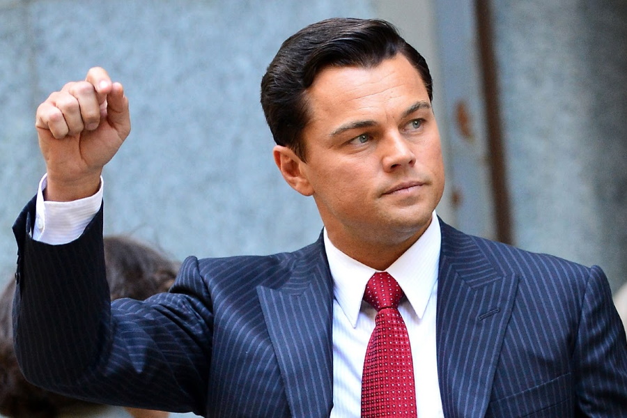 Guide-to-Blue-Suit-Red-Tie.jpg