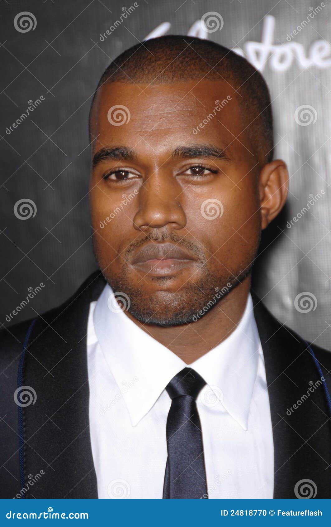 kanye-west-24818770.jpg