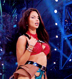 tumblr_oin6wkzN2A1vnon3so2_250.gifv