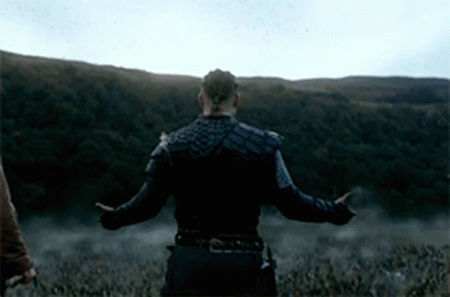 ivar-the-boneless-vikings.gif
