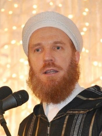 Shaykh_Muhammad_Al-Yaqoubi_%28cropped%29.JPG