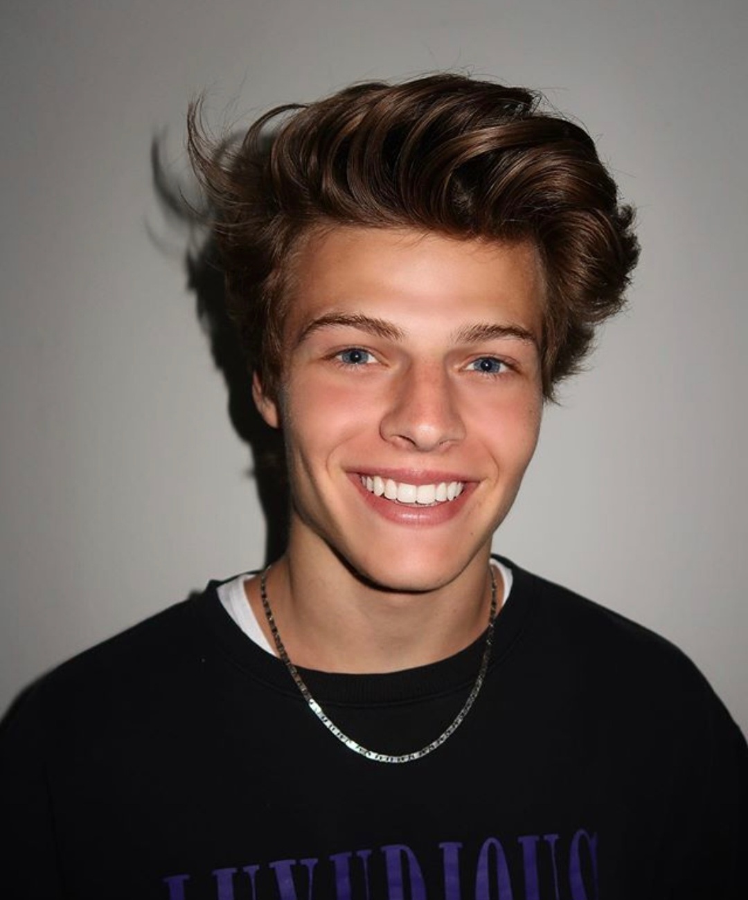 Retouch 2025073100222679