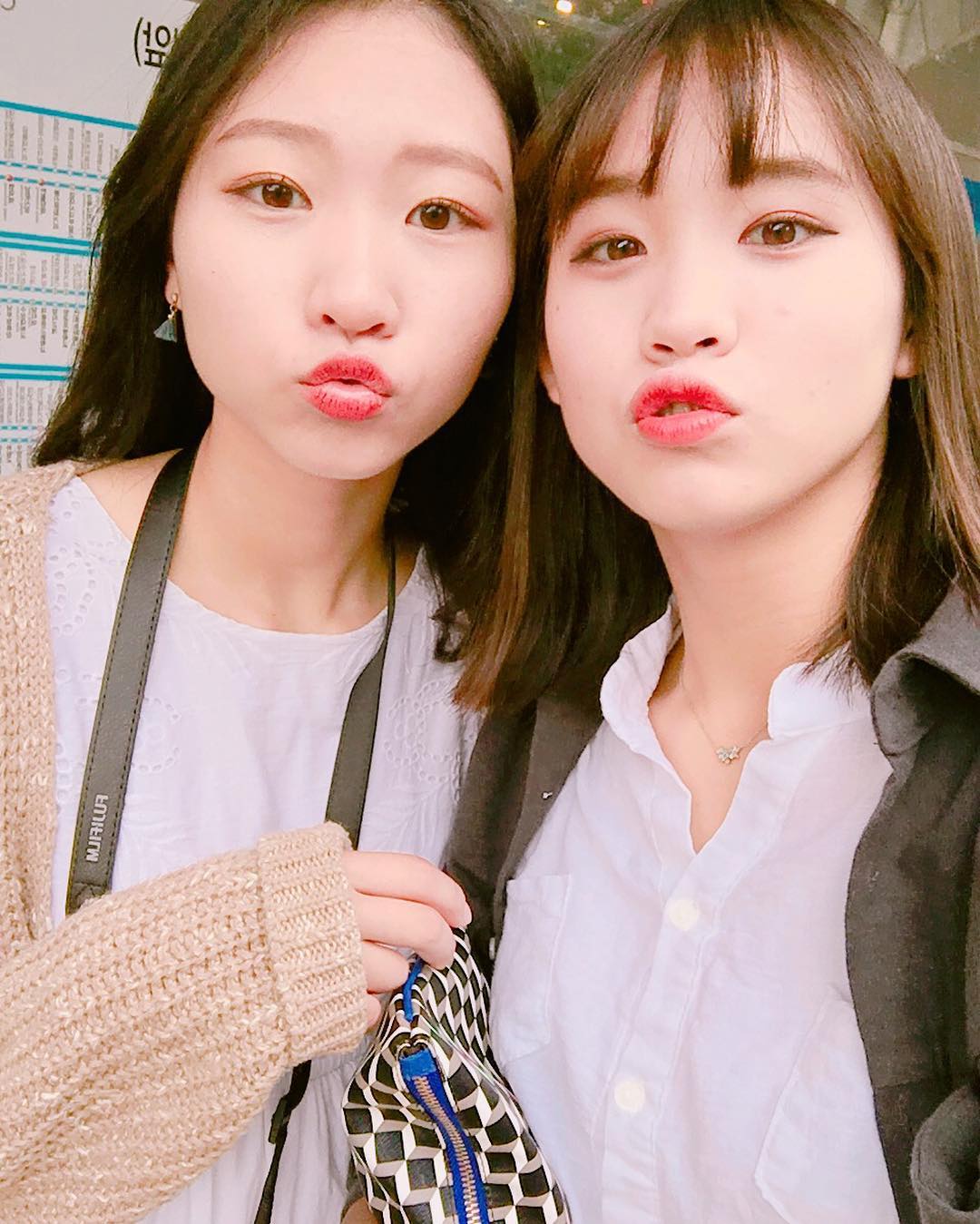 RockClimbingGirlKoreaboo3.jpg