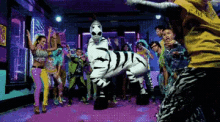 tenor.gif