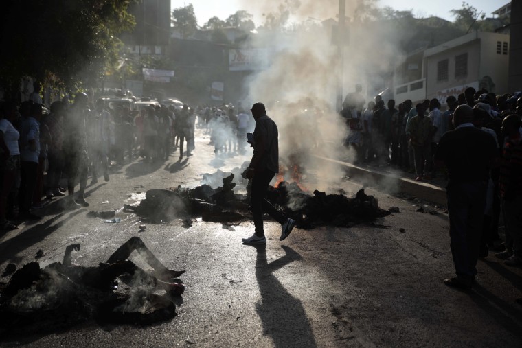 230425-haiti-violence-mn-0555-7cf2ca.jpg