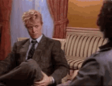 tenor.gif