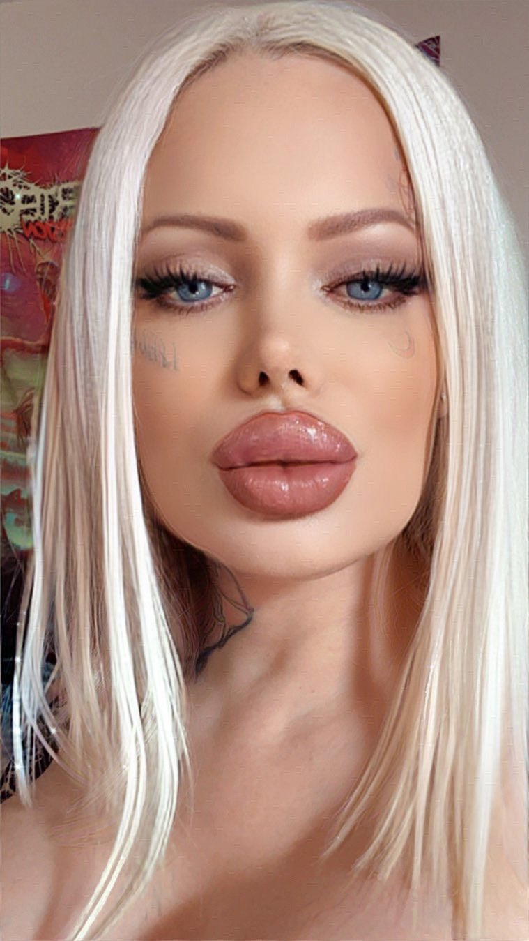 EoazRVxWEAIyd-t.jpg:large