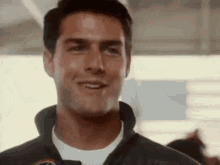 Tom Cruise GIFs | Tenor