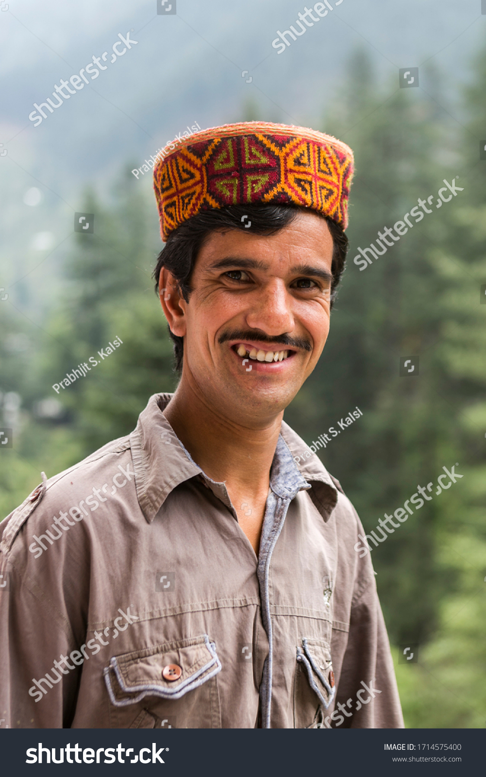 Portrait Man Himachal Pradesh India Traditional Stock Photo 1714575400 |  Shutterstock