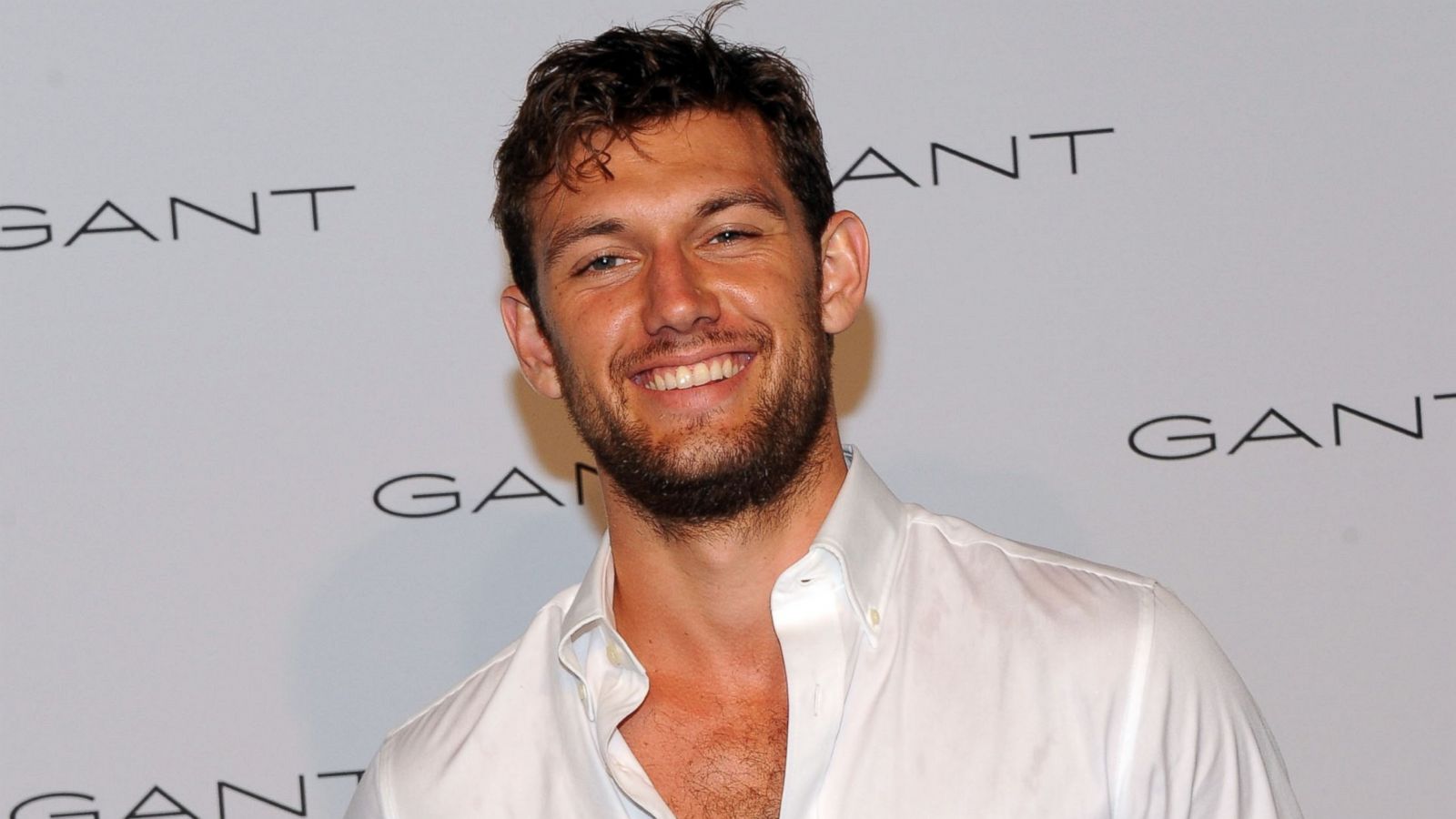 GTY_Alex_Pettyfer_MEM_151201_16x9_1600.jpg