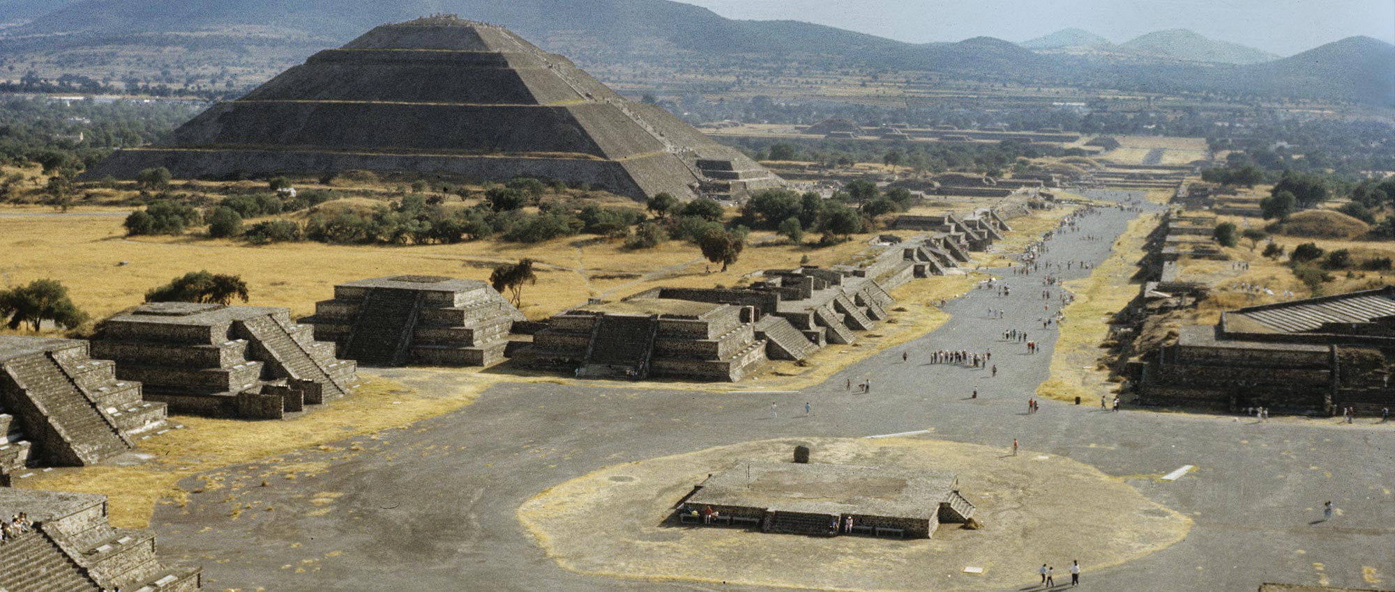 00-Teotihuacan-01-teo-01-300-dpi-Q-2-2000-850_03.jpg
