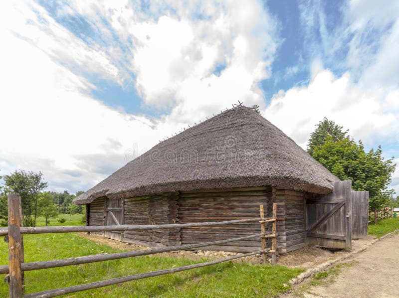 old-wooden-house-eastern-europe-print-thatched-roof-90614996.jpg