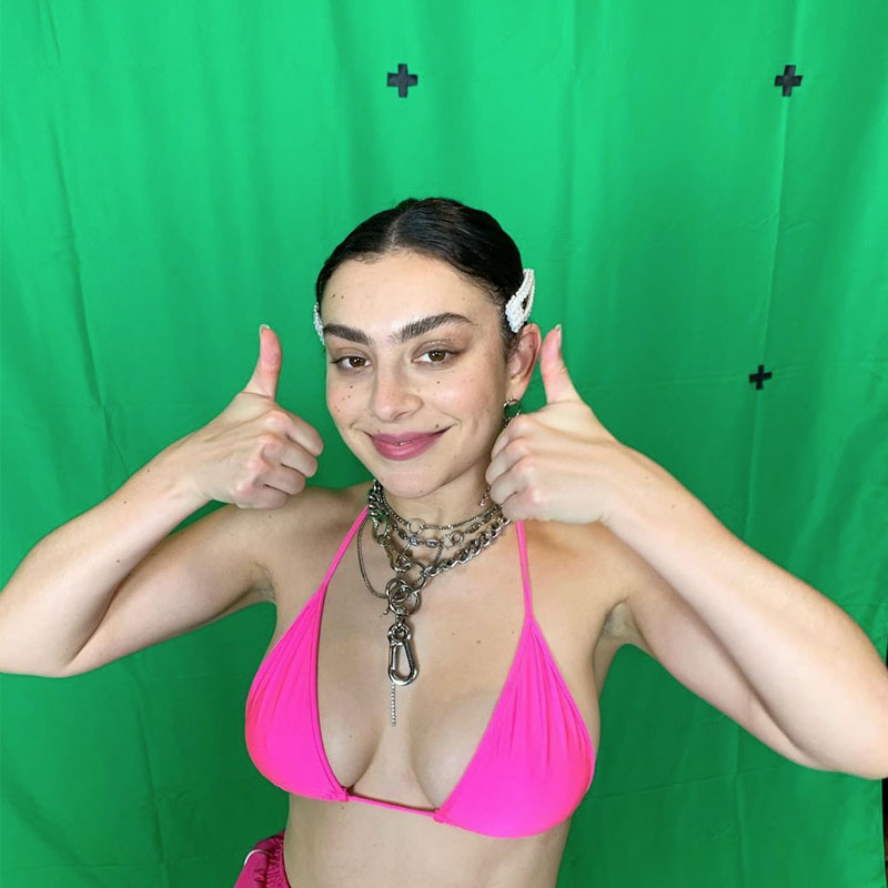 charlie-xcx-claws-01.jpg