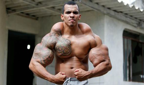 Bodybuilder-574870.jpg