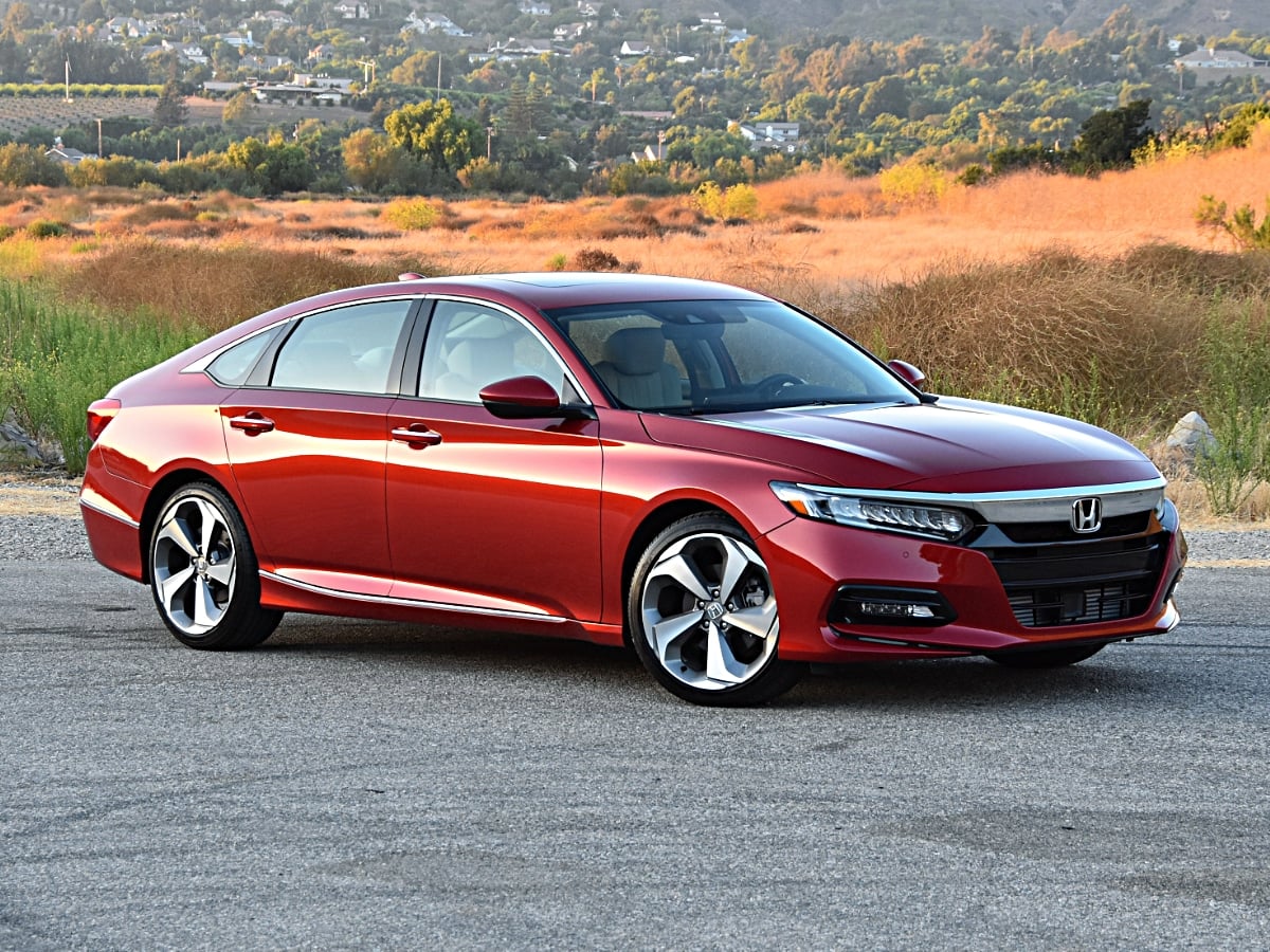 JDPA_2020%20Honda%20Accord%20Touring%20Red%20Front%20View.jpg