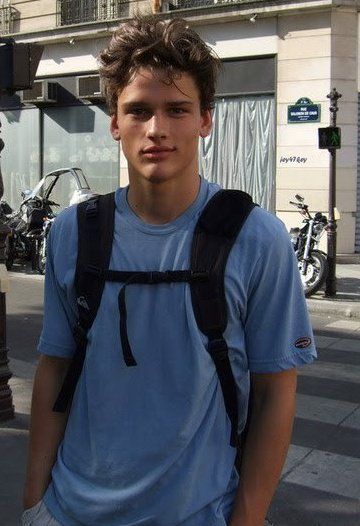 Canadian model Simon nessman : r/VindictaRateCelebs