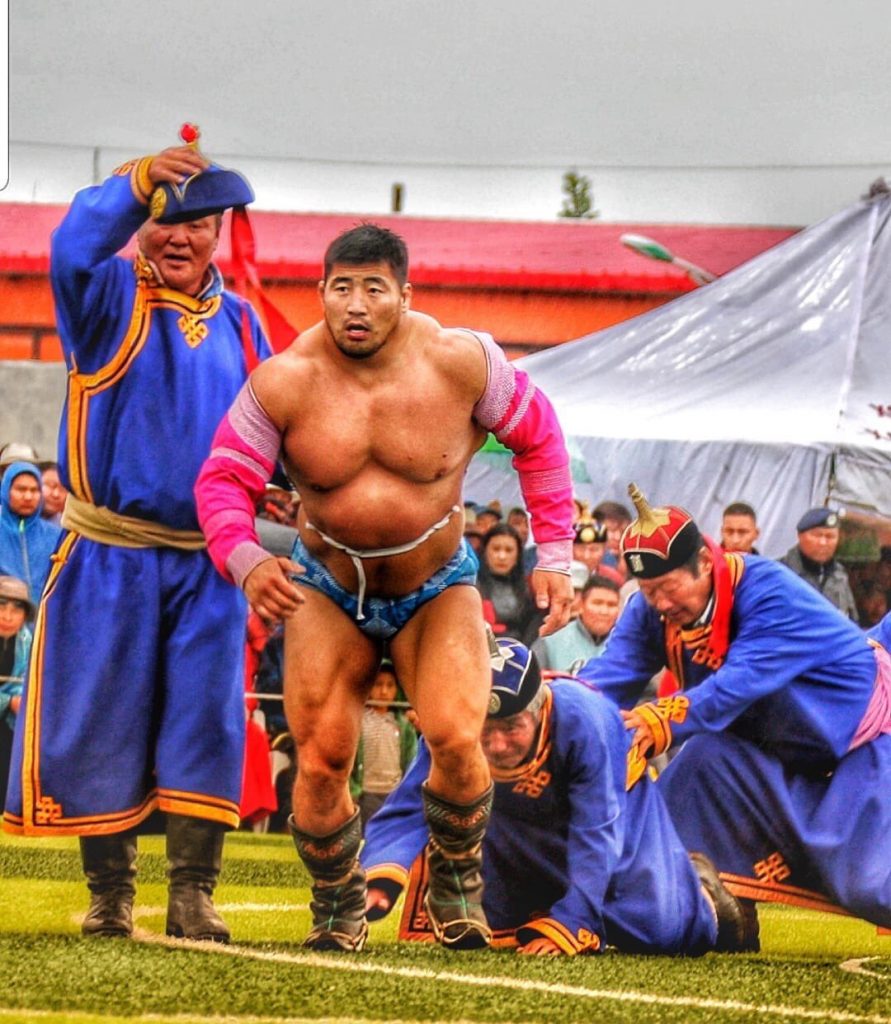 Mongolian-wrestling-2-891x1024.jpg