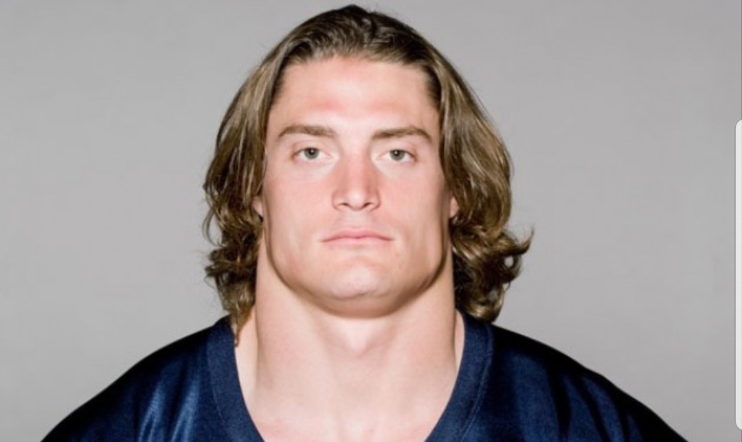 Just a thick neck. : thicknecks