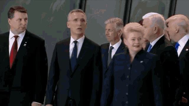 trump-entrance.gif