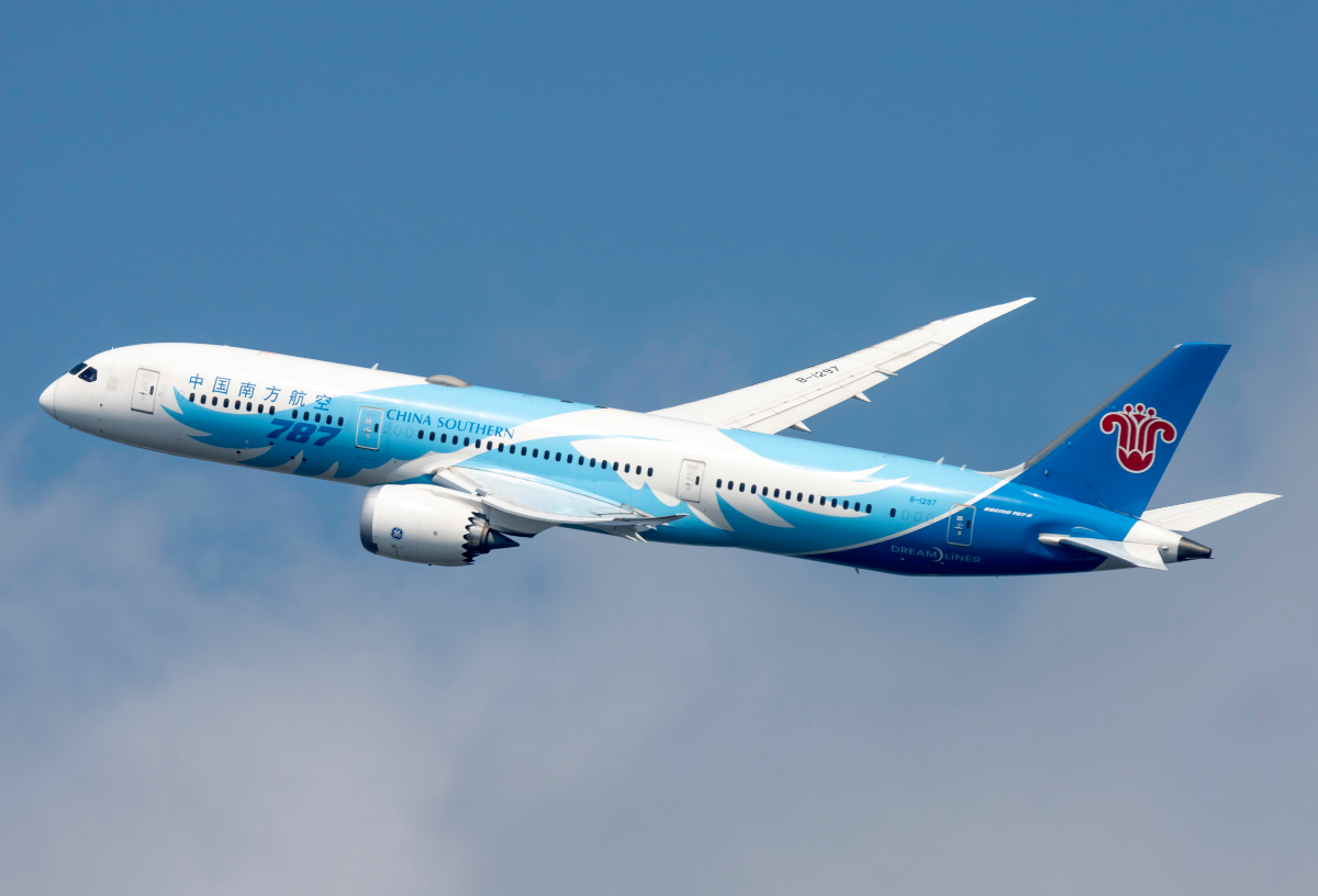 China-Southern-Airlines-Boeing-787-9-Dreamliner-B-1297.png