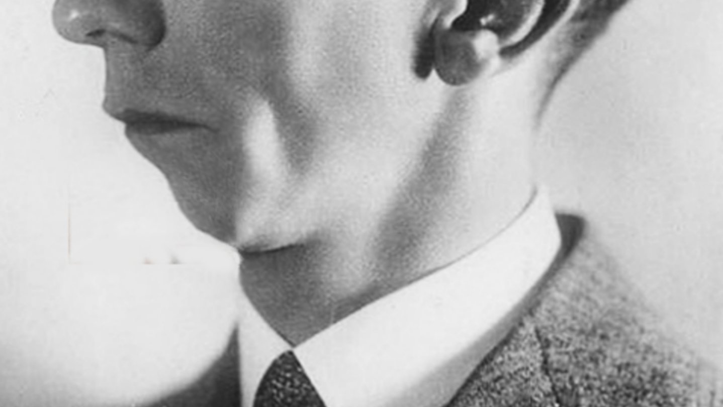 joseph-goebbels-chin.jpg