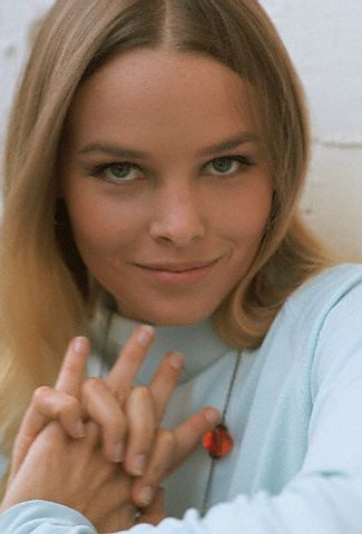 Michelle Phillips | ca. 1967 --- Michelle Phillips of the Ma… | Flickr