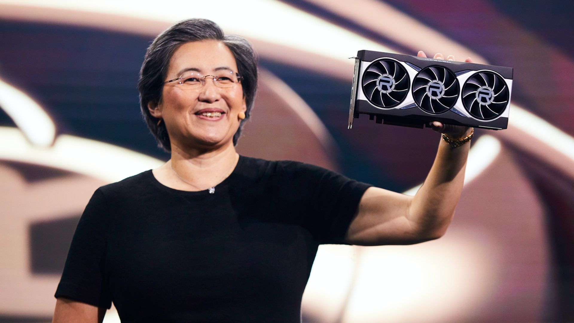 AMD-LISA-SU-RADEON-RX-6800X.jpg