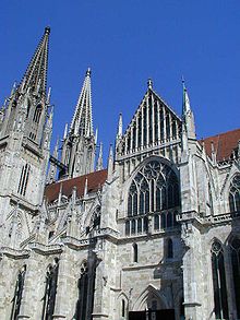 220px-Dom-zu-regensburg.jpg