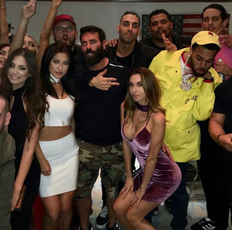 Dan Bilzerian's private birthday party | Dan bilzerian, Chris brown, Friend  pictures