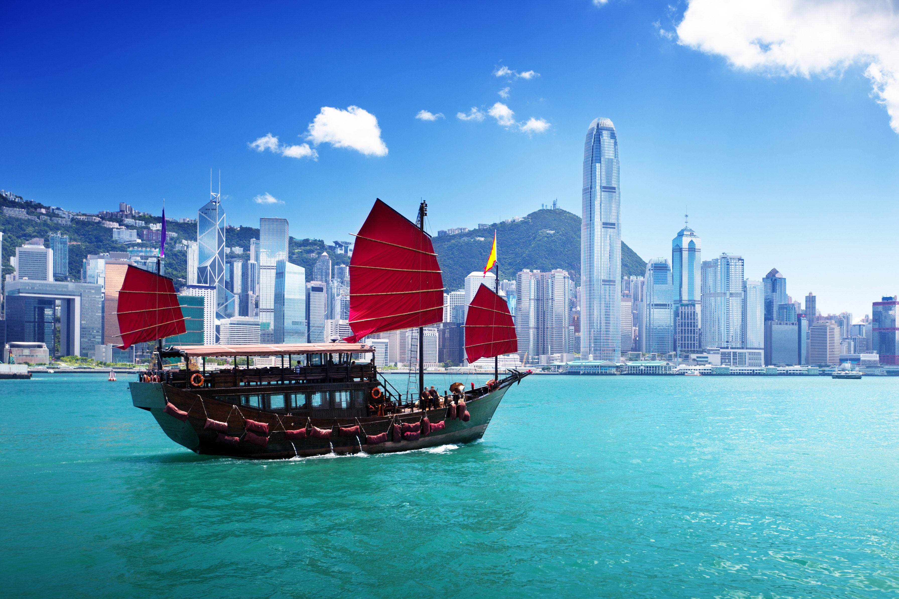 aqua-luna-hong-kong.jpg