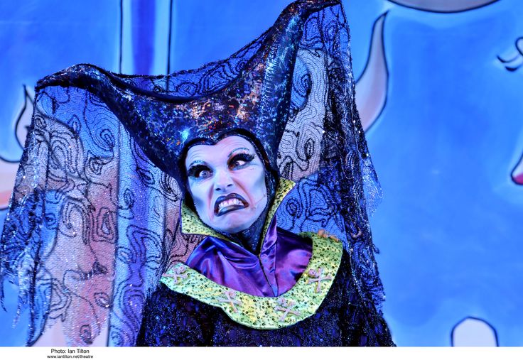 MAKEUP. Every panto needs a good villain. Everything is exaggerated like  the dame, but eyebrows are often arched, cheekbones highlighted to create  sunken cheeks, and lips darkened, often painted black