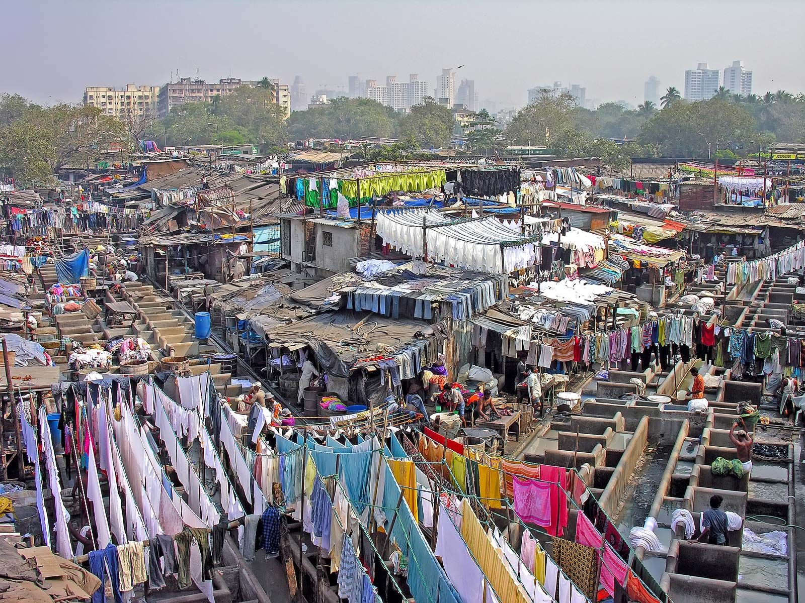 Dhobi-Ghat-laundromat-India-Mumbai.jpg